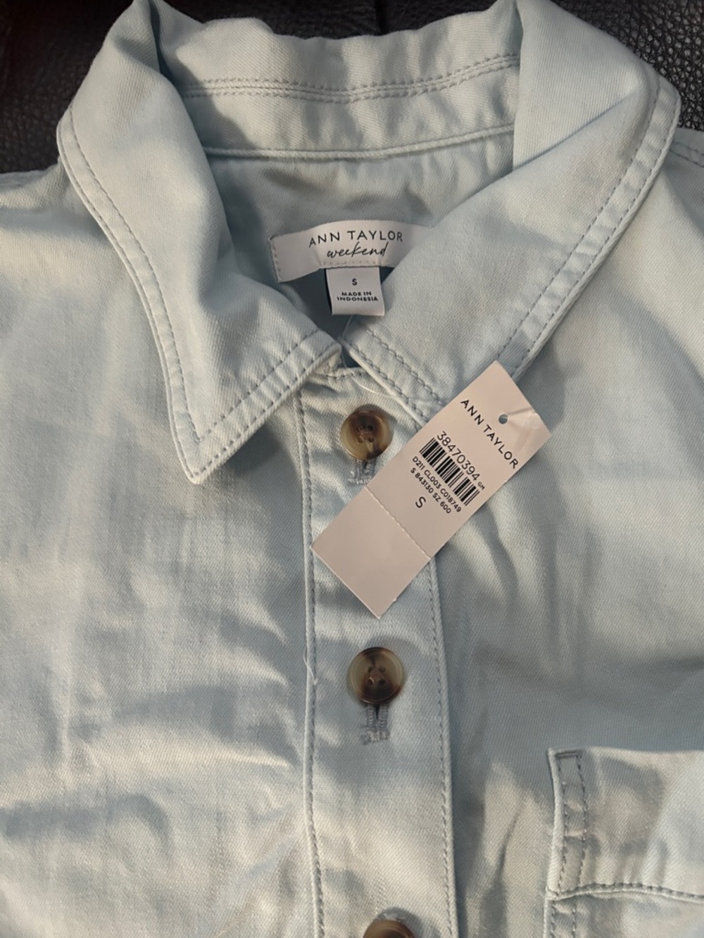 Ann Taylor light blue button-front shirt